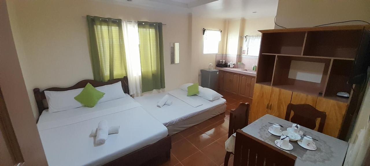 Apartment Coralyn's Place Family Of 4 Balabag (Boracay)